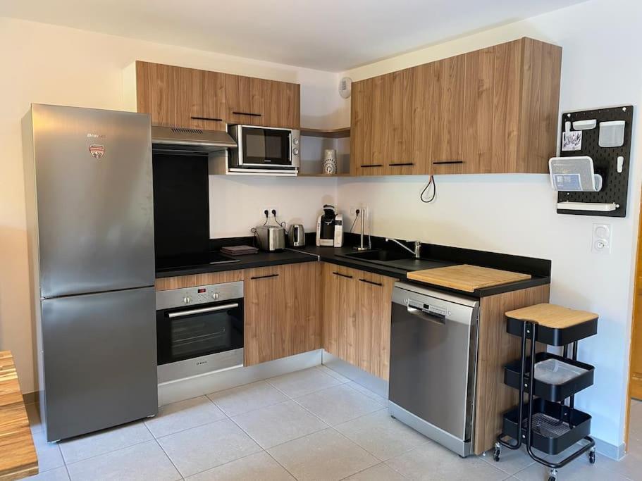 Charmant T4 Duplex Vue Montagne Луданвьел Екстериор снимка